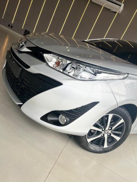 TOYOTA Yaris Hatch 1.3 16V 4P FLEX XL PLUS TECH MULTIDRIVE AUTOM�TICO CVT, Foto 2