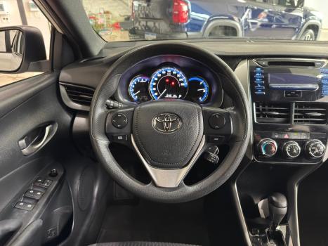 TOYOTA Yaris Hatch 1.3 16V 4P FLEX XL PLUS TECH MULTIDRIVE AUTOM�TICO CVT, Foto 8