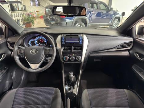 TOYOTA Yaris Hatch 1.3 16V 4P FLEX XL PLUS TECH MULTIDRIVE AUTOM�TICO CVT, Foto 9