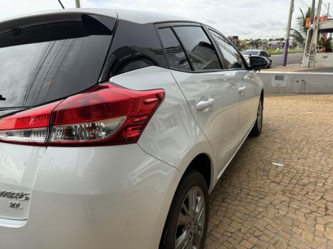 TOYOTA Yaris Hatch 1.5 16V 4P FLEX XL PLUS CONNECT MULTIDRIVE AUTOM�TICO CVT, Foto 13