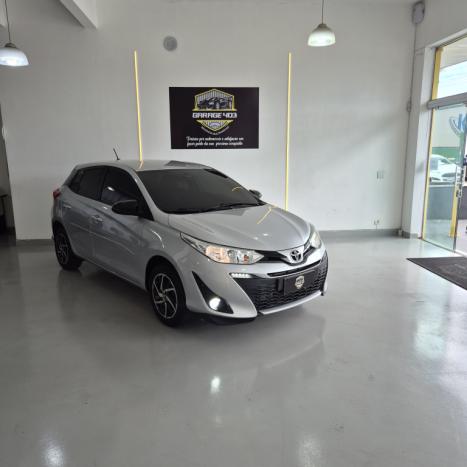 TOYOTA Yaris Hatch 1.3 16V 4P FLEX XL PLUS TECH MULTIDRIVE AUTOM�TICO CVT, Foto 2