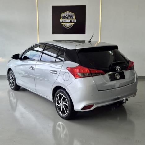 TOYOTA Yaris Hatch 1.3 16V 4P FLEX XL PLUS TECH MULTIDRIVE AUTOM�TICO CVT, Foto 4