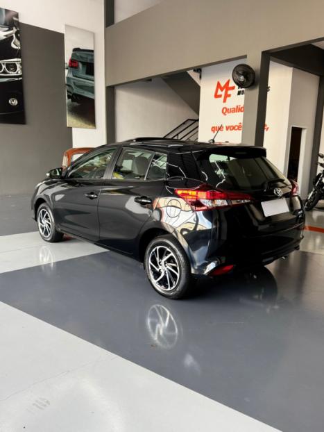 TOYOTA Yaris Hatch 1.5 16V 4P FLEX XLS CONNECT MULTIDRIVE AUTOM�TICO CVT, Foto 6