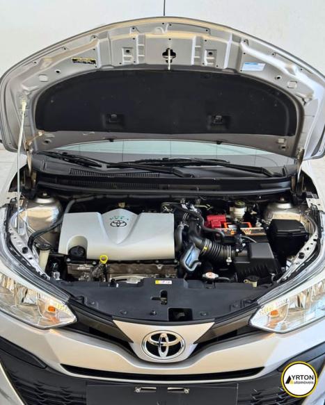 TOYOTA Yaris Hatch 1.5 16V 4P FLEX XL PLUS CONNECT MULTIDRIVE AUTOM�TICO CVT, Foto 3