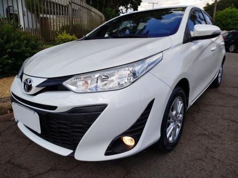 TOYOTA Yaris Hatch 1.3 16V 4P FLEX XL PLUS TECH MULTIDRIVE AUTOM�TICO CVT, Foto 1