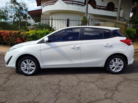 TOYOTA Yaris Hatch 1.3 16V 4P FLEX XL PLUS TECH MULTIDRIVE AUTOM�TICO CVT, Foto 7