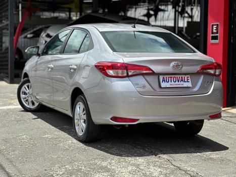 TOYOTA Yaris Hatch 1.5 16V 4P FLEX XL MULTIDRIVE AUTOM�TICO CVT, Foto 3