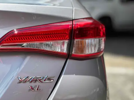 TOYOTA Yaris Hatch 1.5 16V 4P FLEX XL MULTIDRIVE AUTOM�TICO CVT, Foto 7