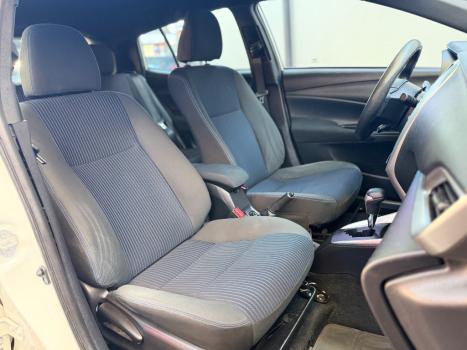 TOYOTA Yaris Hatch 1.5 16V 4P FLEX XL PLUS CONNECT MULTIDRIVE AUTOM�TICO CVT, Foto 4
