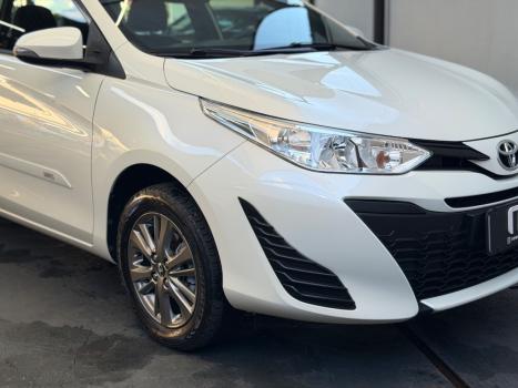 TOYOTA Yaris Hatch 1.5 16V 4P FLEX XL PLUS CONNECT MULTIDRIVE AUTOM�TICO CVT, Foto 8