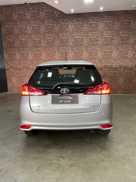 TOYOTA Yaris Hatch 1.3 16V 4P FLEX XL MULTIDRIVE AUTOM�TICO CVT, Foto 6