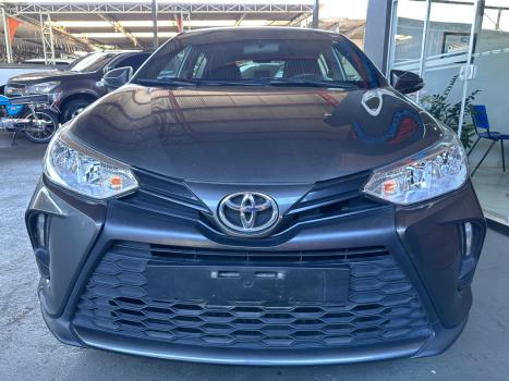 TOYOTA Yaris Hatch 1.5 16V 4P FLEX XL MULTIDRIVE AUTOM�TICO CVT, Foto 2