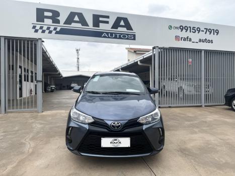 TOYOTA Yaris Hatch 1.5 16V 4P FLEX XS CONNECT MULTIDRIVE AUTOM�TICO CVT, Foto 2