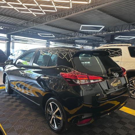 TOYOTA Yaris Hatch 1.5 16V 4P FLEX XLS CONNECT MULTIDRIVE AUTOM�TICO CVT, Foto 4