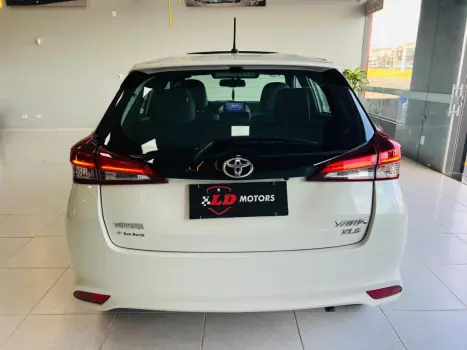 TOYOTA Yaris Hatch 1.5 16V 4P FLEX XLS MULTIDRIVE AUTOM�TICO CVT, Foto 8