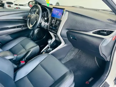 TOYOTA Yaris Hatch 1.5 16V 4P FLEX XLS MULTIDRIVE AUTOM�TICO CVT, Foto 14