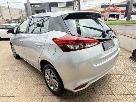 TOYOTA Yaris Hatch 1.5 16V 4P FLEX XS CONNECT MULTIDRIVE AUTOM�TICO CVT, Foto 7