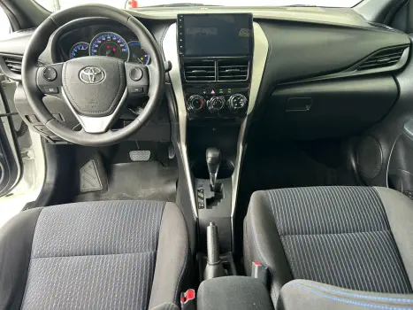 TOYOTA Yaris Hatch 1.3 16V 4P FLEX XL MULTIDRIVE AUTOM�TICO CVT, Foto 7