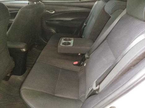 TOYOTA Yaris Hatch 1.5 16V 4P FLEX XL PLUS CONNECT MULTIDRIVE AUTOM�TICO CVT, Foto 12