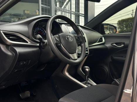 TOYOTA Yaris Hatch 1.5 16V 4P FLEX XL PLUS CONNECT MULTIDRIVE AUTOM�TICO CVT, Foto 8