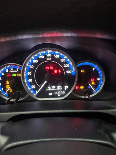 TOYOTA Yaris Hatch 1.5 16V 4P FLEX XL MULTIDRIVE AUTOM�TICO CVT, Foto 4