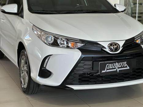 TOYOTA Yaris Hatch 1.5 16V 4P FLEX XS CONNECT MULTIDRIVE AUTOM�TICO CVT, Foto 6