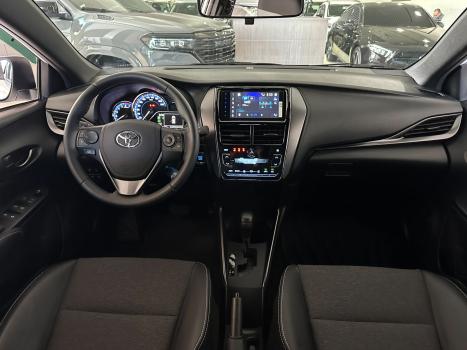 TOYOTA Yaris Hatch 1.5 16V 4P FLEX XS CONNECT MULTIDRIVE AUTOM�TICO CVT, Foto 9