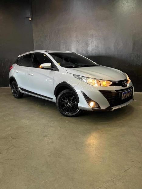 TOYOTA Yaris Hatch 1.5 16V 4P FLEX X WAY CONNECT MULTIDRIVE AUTOM�TICO CVT, Foto 2