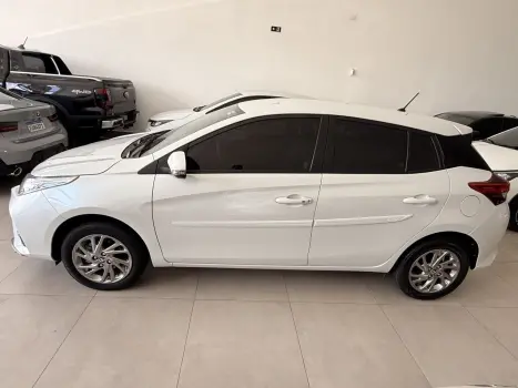 TOYOTA Yaris Hatch 1.5 16V 4P FLEX XS CONNECT MULTIDRIVE AUTOM�TICO CVT, Foto 15