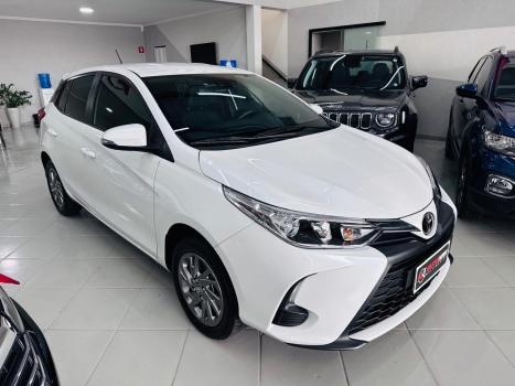 TOYOTA Yaris Hatch 1.5 16V 4P FLEX XS MULTIDRIVE AUTOM�TICO CVT, Foto 4