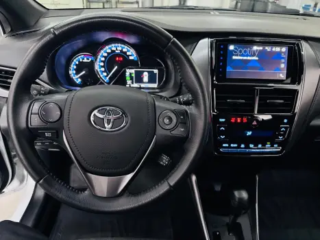 TOYOTA Yaris Hatch 1.5 16V 4P FLEX XS MULTIDRIVE AUTOM�TICO CVT, Foto 12
