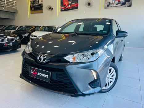 TOYOTA Yaris Hatch 1.5 16V 4P FLEX XL MULTIDRIVE AUTOM�TICO CVT, Foto 2