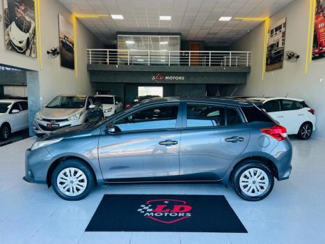 TOYOTA Yaris Hatch 1.5 16V 4P FLEX XL MULTIDRIVE AUTOM�TICO CVT, Foto 6