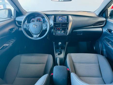 TOYOTA Yaris Hatch 1.5 16V 4P FLEX XL MULTIDRIVE AUTOM�TICO CVT, Foto 10