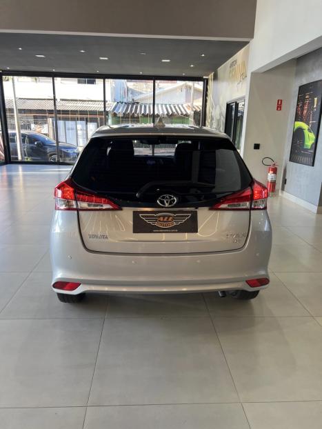 TOYOTA Yaris Hatch 1.5 16V 4P FLEX XS CONNECT MULTIDRIVE AUTOM�TICO CVT, Foto 4