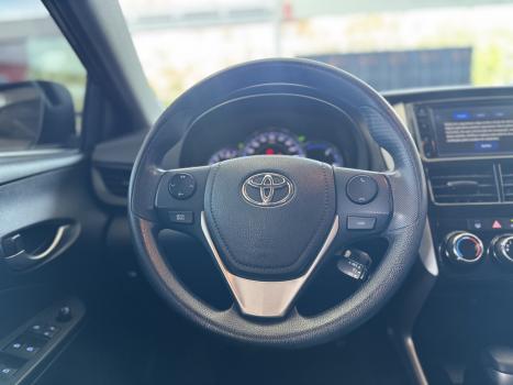TOYOTA Yaris Hatch 1.5 16V 4P FLEX XL MULTIDRIVE AUTOM�TICO CVT, Foto 10