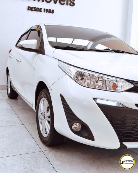 TOYOTA Yaris Hatch 1.3 16V 4P FLEX XL PLUS TECH MULTIDRIVE AUTOM�TICO CVT, Foto 4