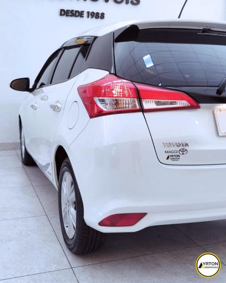 TOYOTA Yaris Hatch 1.3 16V 4P FLEX XL PLUS TECH MULTIDRIVE AUTOM�TICO CVT, Foto 8