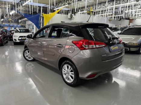 TOYOTA Yaris Hatch 1.3 16V 4P FLEX XL, Foto 5