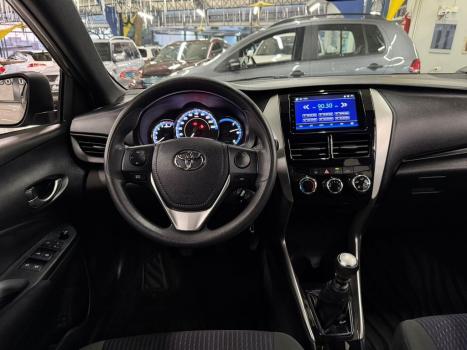 TOYOTA Yaris Hatch 1.3 16V 4P FLEX XL, Foto 8