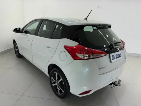 TOYOTA Yaris Hatch 1.3 16V 4P FLEX XL MULTIDRIVE AUTOM�TICO CVT, Foto 11