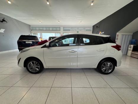 TOYOTA Yaris Hatch 1.3 16V 4P FLEX XL PLUS TECH MULTIDRIVE AUTOM�TICO CVT, Foto 3