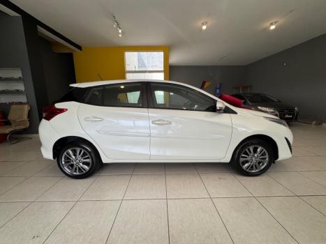 TOYOTA Yaris Hatch 1.3 16V 4P FLEX XL PLUS TECH MULTIDRIVE AUTOM�TICO CVT, Foto 4