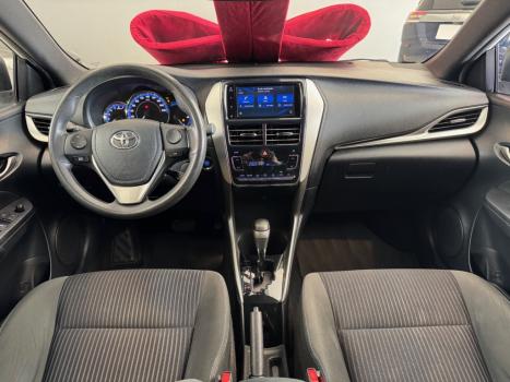 TOYOTA Yaris Hatch 1.3 16V 4P FLEX XL PLUS TECH MULTIDRIVE AUTOM�TICO CVT, Foto 11