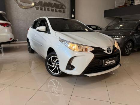 TOYOTA Yaris Hatch 1.5 16V 4P FLEX XL MULTIDRIVE AUTOM�TICO CVT, Foto 5