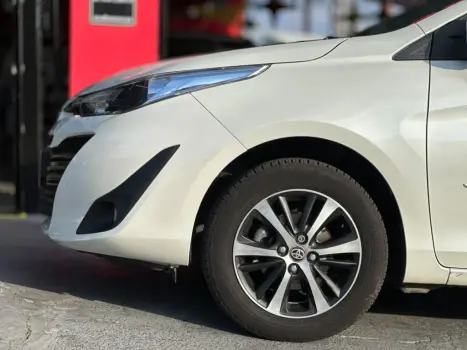 TOYOTA Yaris Hatch 1.5 16V 4P FLEX XLS MULTIDRIVE AUTOM�TICO CVT, Foto 3