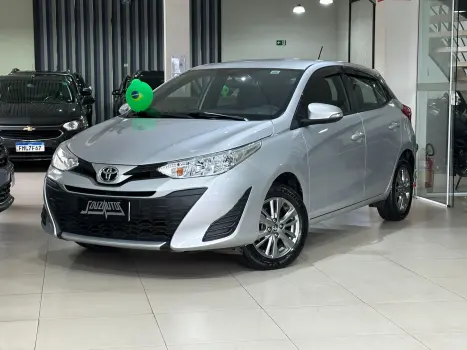 TOYOTA Yaris Hatch 1.5 16V 4P FLEX XL PLUS CONNECT MULTIDRIVE AUTOM�TICO CVT, Foto 2