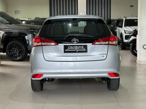TOYOTA Yaris Hatch 1.5 16V 4P FLEX XL PLUS CONNECT MULTIDRIVE AUTOM�TICO CVT, Foto 4