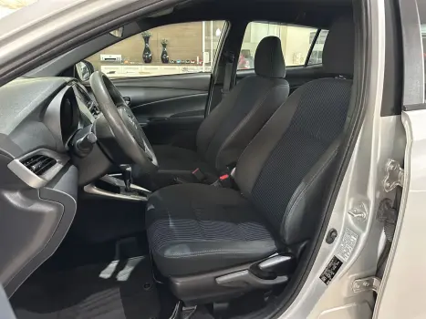 TOYOTA Yaris Hatch 1.5 16V 4P FLEX XL PLUS CONNECT MULTIDRIVE AUTOM�TICO CVT, Foto 15