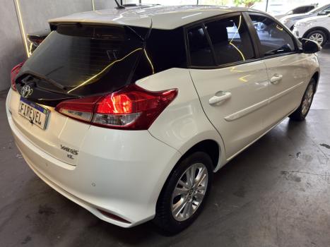 TOYOTA Yaris Hatch 1.3 16V 4P FLEX XL PLUS TECH MULTIDRIVE AUTOM�TICO CVT, Foto 4